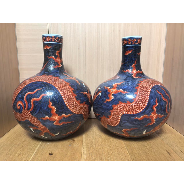 A Pair of Chinese Ceramic Vase Ming Dynasty Xuande Marked Blue Ground Famille Verte Porcelain Tianqiu Vase Hand Painted Dragon Pattern For Sale - Image 10 of 16