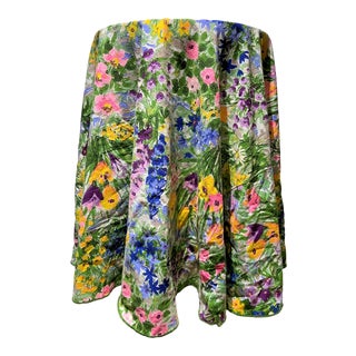 Vintage Spring Flower Garden Botanical Linen Blend Tablecloth - in the Manner of Lilly Pulitzer For Sale