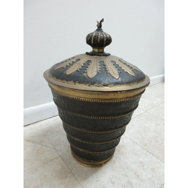 French John Richard Brass Acanthus Bowl Urn Storage Planter French Regency For Sale - Image 3 of 9