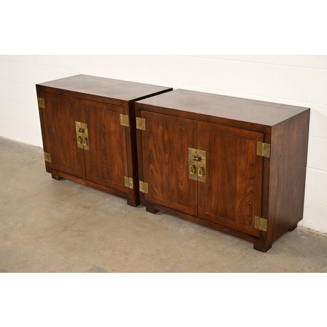 Henredon Henredon Mid-Century Modern Hollywood Regency Campaign Oak and Brass Buffet Servers or Bar Cabinets, Pair For Sale - Image 4 of 16