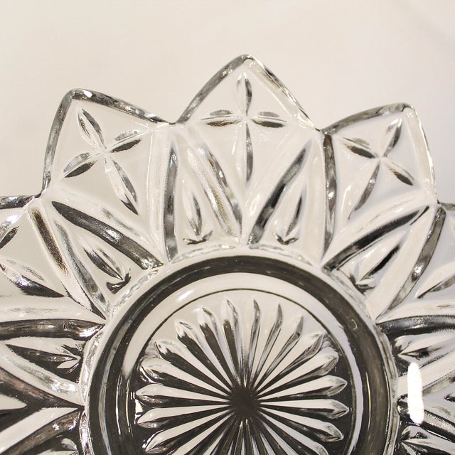 1930s 1930s 14 Pieces Vintage Glass Dessert Bowls and Plates For Sale - Image 5 of 6