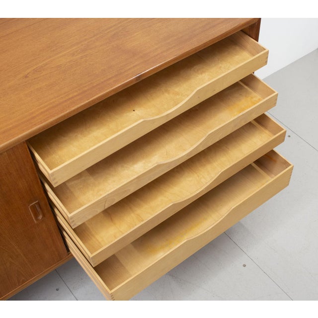 1950s Mid-Century Danish Teak Sideboard by Børge Mogensen for Søborg Møbelfabrik, 1950s For Sale - Image 5 of 12