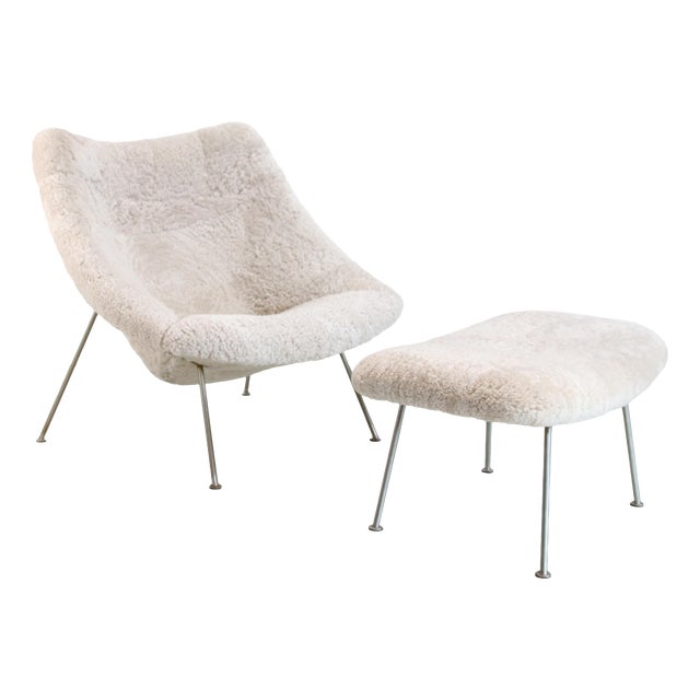 Set of F157 Oyster Armchair and Ottoman in Sheepskin by Pierre Paulin, 1950s For Sale