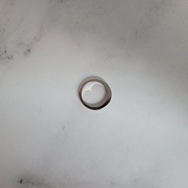 Princess Cut Diamond Wedding Band .60cttw 14k White Gold, Size 6 For Sale - Image 4 of 4