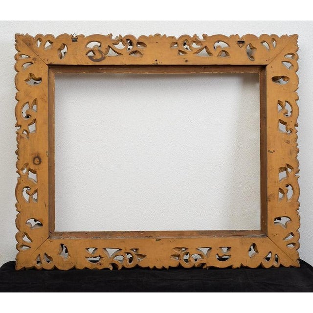 Antique Florentine Frame in Gilded and Carved Wood, Early 19th Century For Sale - Image 3 of 4