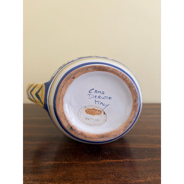 Late 20th Century Cama Deruta Hand-Painted Italian Faience Chicken Pitcher For Sale - Image 11 of 11