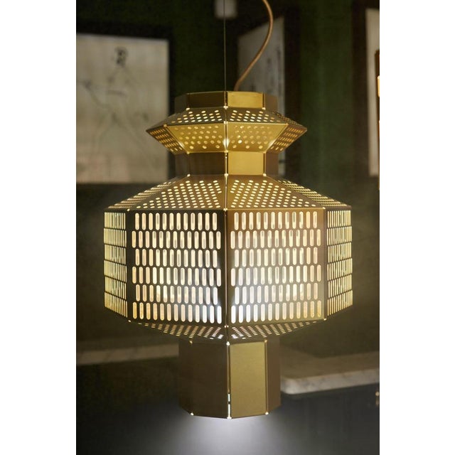 Ma-Rock Table Lamp in Golden Color by Jaime Hayon, 2020 For Sale - Image 4 of 6