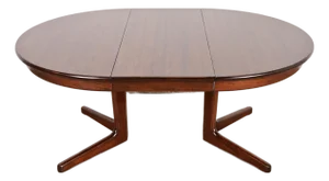 Skovby Danish Modern Sculpted Rosewood Extension Dining Table, Newly Refinished