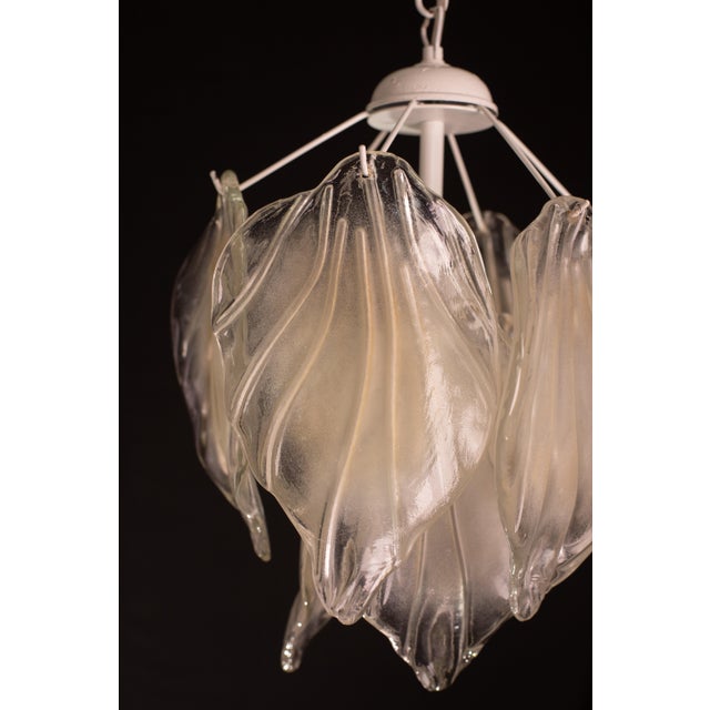 Vintage Murano Style Glass Chandelier With Leaves of Transparent and Opaque Highlights For Sale - Image 11 of 12