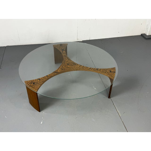 Mid-Century Modernist Round Wenge and Glass Coffee Table, 1960s For Sale - Image 10 of 16