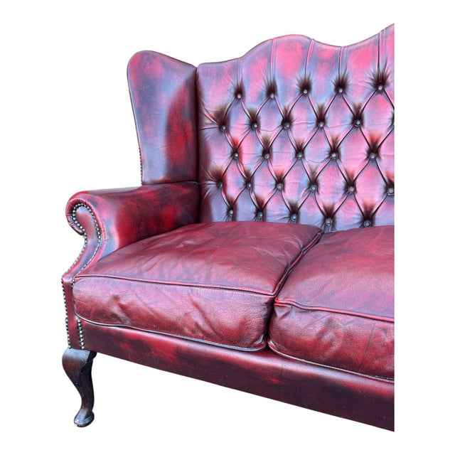 Late 20th Century English High-Back Chesterfield Sofa with Queen Anne Legs in Burgundy Leather, 1980s For Sale - Image 5 of 8