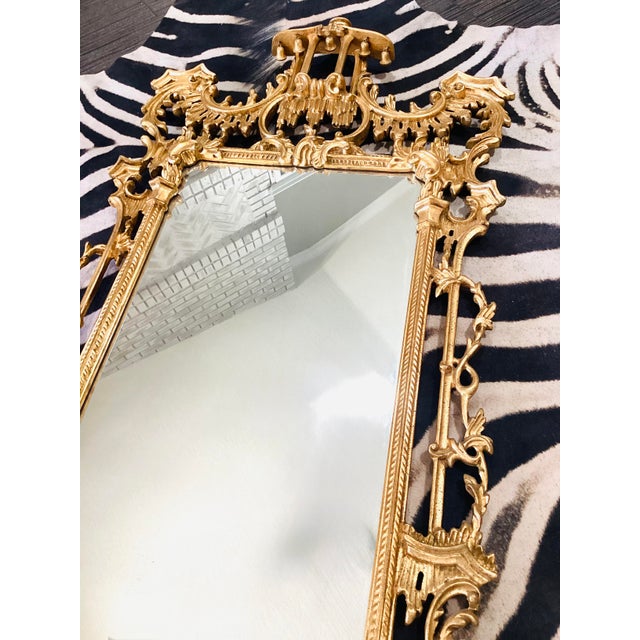 Wood Vintage Gold Gilt Hollywood Regency Chinese Chippendale Style Pagoda Carved Wood Wall Mirror For Sale - Image 7 of 17