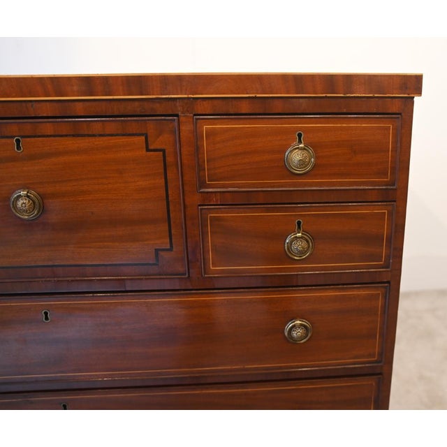 Scottish Georgian Sheraton Chest of Drawers in Mahogany, 1820s For Sale - Image 6 of 14