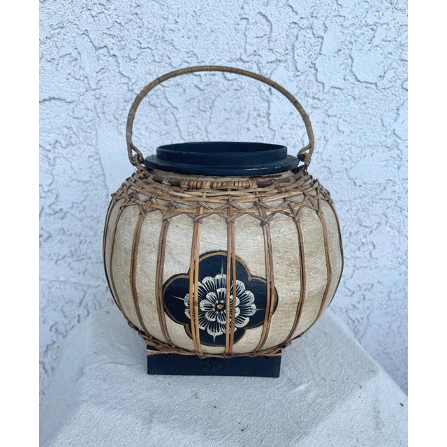 Beige Vintage Asian Paper Mache Rattan Wrapped Container With Handle For Sale - Image 8 of 8