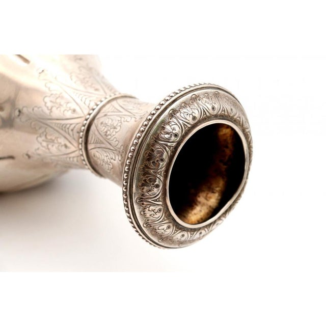 Silver Vase with Shell Reliefs For Sale - Image 4 of 7