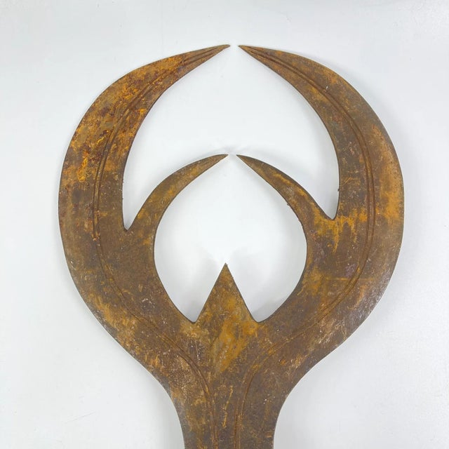 African Early 20th Century Ngombe Executioner's Prestige Knife Currency For Sale - Image 3 of 6
