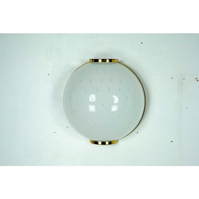 1970s Large Round Murano Bullicante Glass Sconces with Brass, Italy, 1970s, Set of 2 For Sale - Image 5 of 13