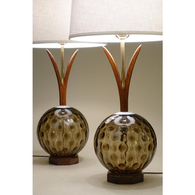 Mid-Century Modern 1960s Matched Pair XL Tiki Modern Pineapple Sculpture Glass Globe Walnut Table Lamps Witco For Sale - Image 3 of 10
