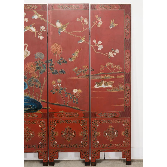 Chinese Export Four Panel Red Lacquered Chinoiserie Gilt Screen For Sale In Sacramento - Image 6 of 18