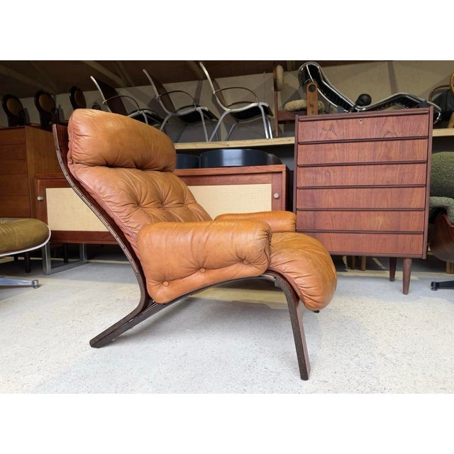 Mid-Century Modern Norwegian Tan Leather Lounge Chair by Oddvin Rykken for Rybo Rykken & Co For Sale - Image 12 of 18