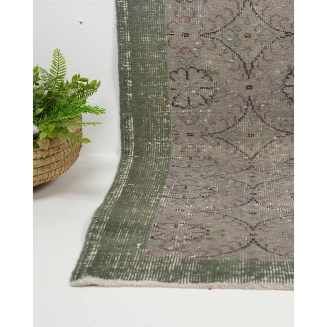 Turkish 1970s Vintage Turkish Oushak Handmade Wool Cotton Gray Area Rug For Sale - Image 3 of 11