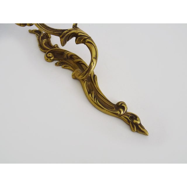 Vintage Brass Wall Sconce with Acanthus Leaf Motif, 1960s For Sale - Image 6 of 8