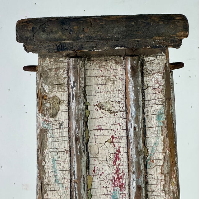 Early 20th Century Architectural Salvage Column Like Wood Hitching Post Pedestal, Naturally Distressed For Sale In New York - Image 6 of 15