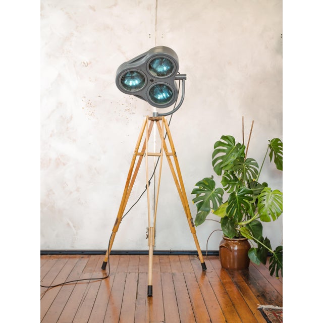 1990s Gray Surgical Hospital Floor Spotlight by Heraeus Hanaulux, London, 1990s For Sale - Image 5 of 16