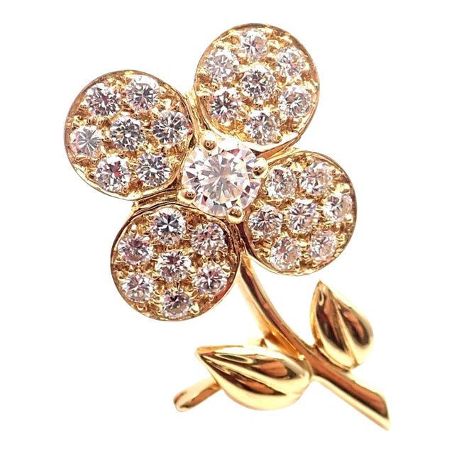 Van Cleef & Arpels Diamond 18k Yellow Gold Flower Pin Brooch For Sale