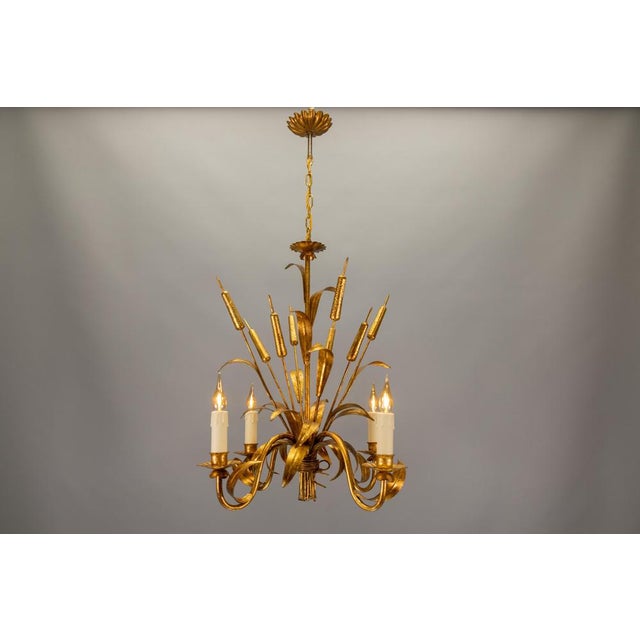 Hollywood Regency Mid-Century Hollywood Regency Chandelier with Cattail Motifs, 1950s For Sale - Image 3 of 18