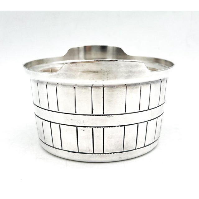 1970s Gorham Silver-Plated Bushel Barrel Form Tea Caddy Yc348 – Colonial Revival / Traditional / Americana For Sale In Houston - Image 6 of 10