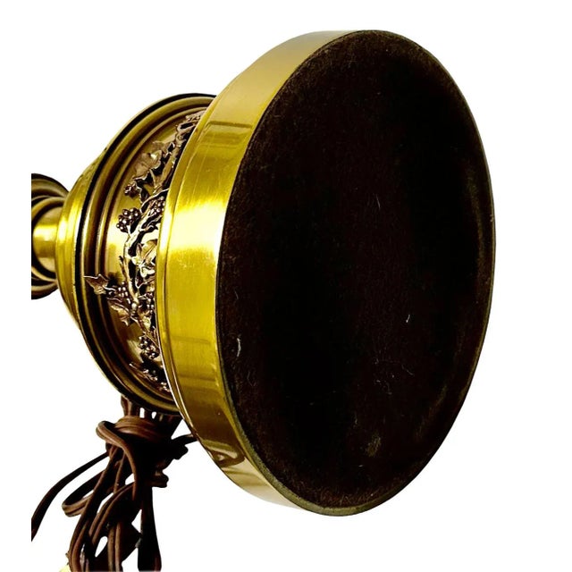 1940s Crystal and Brass Table Lamp With Pineapple For Sale - Image 4 of 5