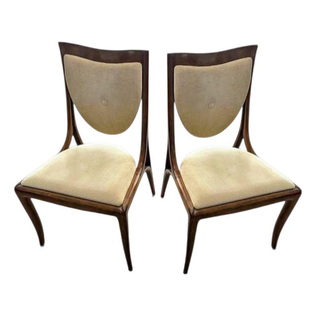 Stunning Signed Pair of Thos. Moser Sabina Side Chairs, a Masterclass in the Unification of Dramatic, Sculptural Geometry and Organic Comfort. For Sale