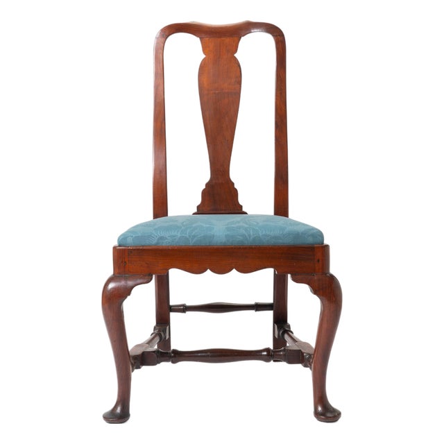 Boston Queen Anne Mahogany Slip Seat Side Chair, C. 1730 For Sale