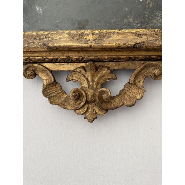 Antique Venetian Gilded Wood Mirror, 1700 For Sale - Image 4 of 14