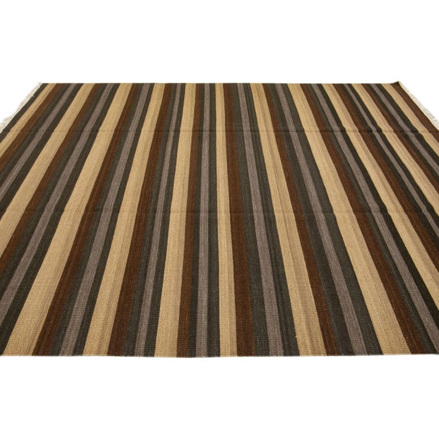 2020s 2020s Modern Kilim Handmade Multicolor Geometric Wool Rug For Sale - Image 5 of 7