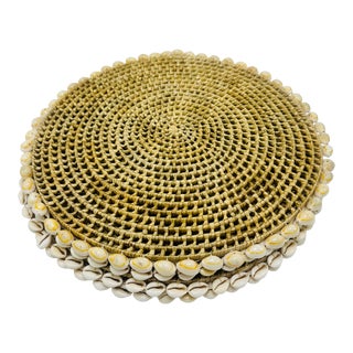 Wicker and Shell Placements, Set of Four For Sale