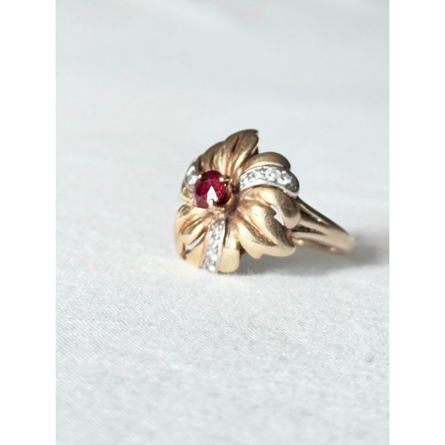 Vintage Mid-Century 18k Yellow Gold Garnet and Diamond Flower Cluster Ring, Size 7 For Sale - Image 9 of 12
