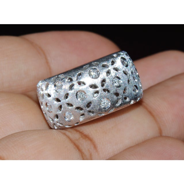 Authentic Roberto Coin Granada Natural 0.32Ct Diamond 18k White Gold Wide Band Ring, Size 6.5 For Sale - Image 13 of 16