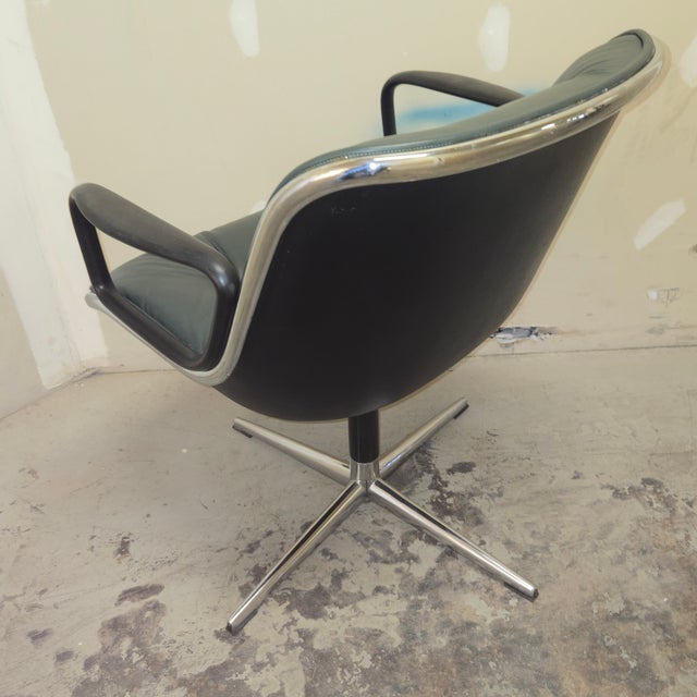 Green Iconic Early Charles Pollock Executive Armchairs a Pair Solid Aluminum Base Green Leather For Sale - Image 8 of 14