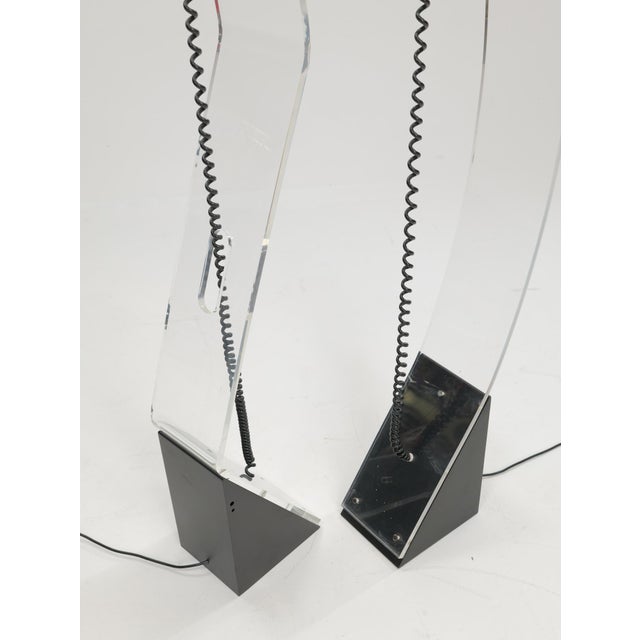 Early 21st Century Postmodern Lamps in Metal and Plastic, 1980s, Set of 2 For Sale - Image 5 of 7