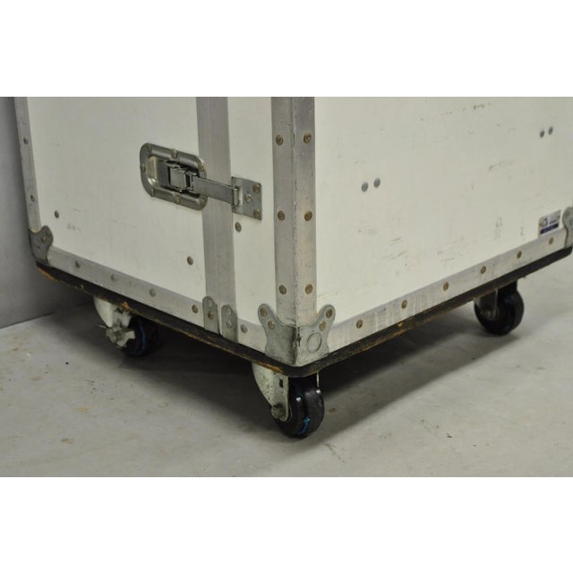 A&j 5 Drawer Road Case Aa79-103 Rolling Production Hard Case Storage Trunk For Sale - Image 11 of 18