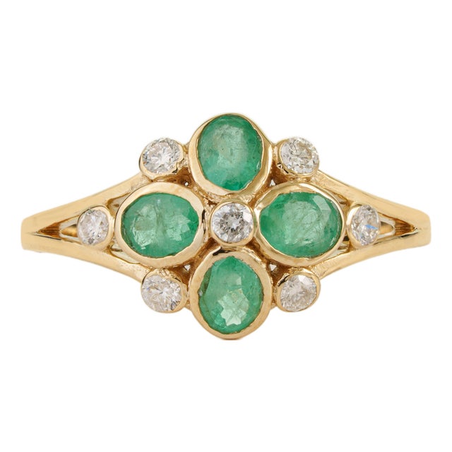 14k Yellow Gold Zambian Emerald & Diamond Floral Vintage Ring Size 4 For Sale