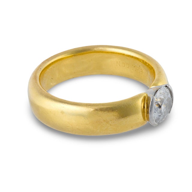 Tiffany and Co. 1990s Tiffany & Co. 0.66 Carat Diamond 18k Gold Platinum Engagement Ring, Size 6.5 For Sale - Image 4 of 6