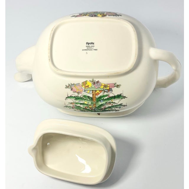 Ceramic Spode “Christmas Tree” Ceramic Teapot & Lid For Sale - Image 7 of 7