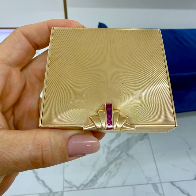 Gold Vintage Tiffany & Co. 14k Yellow Gold Ruby Powder Case Compact Mirror Box For Sale - Image 8 of 8