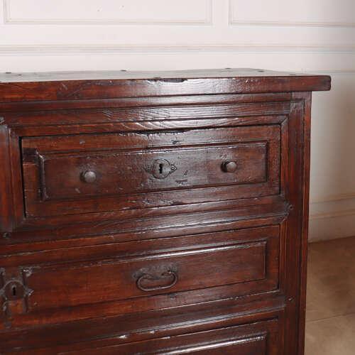 Large Spanish Oak Commode For Sale - Image 4 of 10