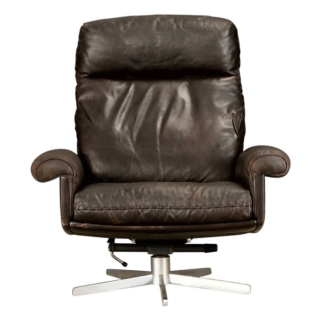 De Sede Ds-31 Swivel Chair in Hand-Stitched Dark Brown Leather Switzerland 1970s For Sale