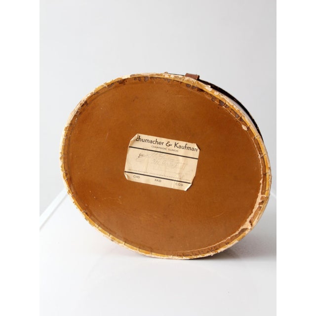 Vintage 1930s Dunlap New York Hat Box With Leather Strap For Sale - Image 10 of 16