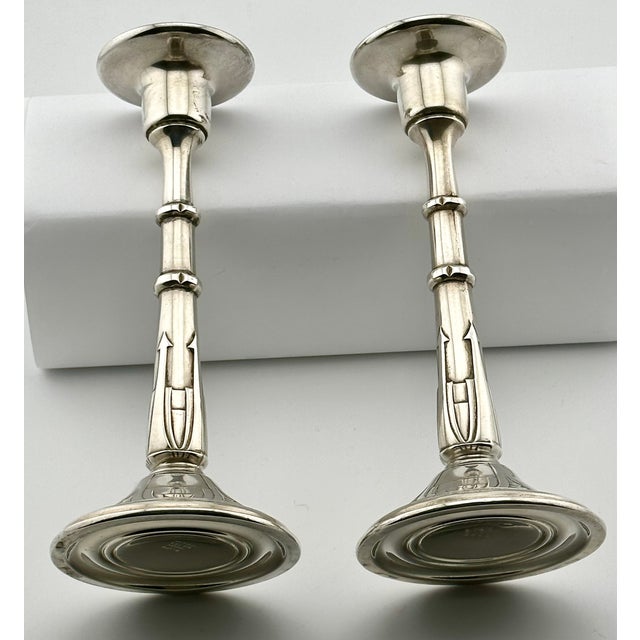 Silver Fine Quality Vintage Mid 1900s Retro Art Deco Sterling Silver Candlesticks by Alvin Silver Company - Matching Pair For Sale - Image 8 of 18